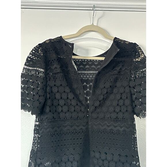 NWT Express Lace Puff Sleeve Crew Neck Top Medium - Picture 2 of 8